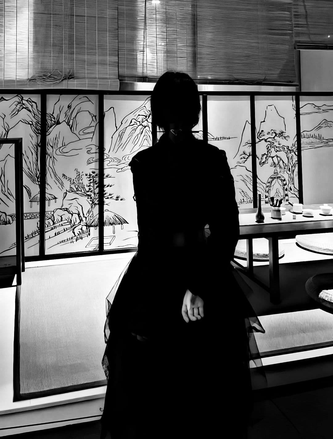 Ký Ức Trên Mặt Nước