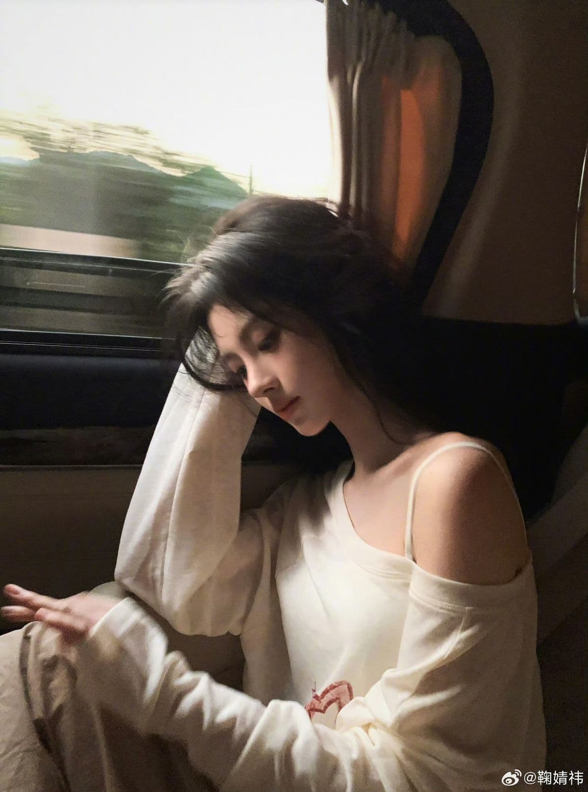 Đừng Dạy Tôi Phải Rộng Lượng