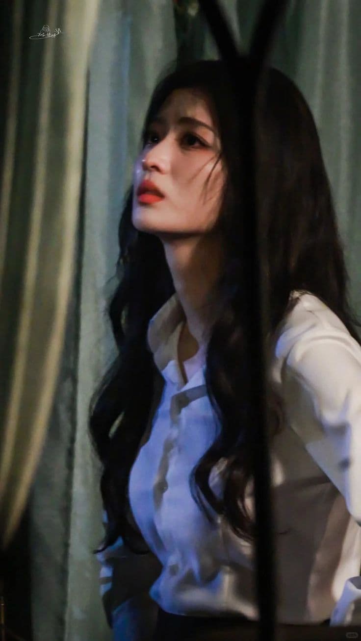 Hai Đời Đoạn Tụ